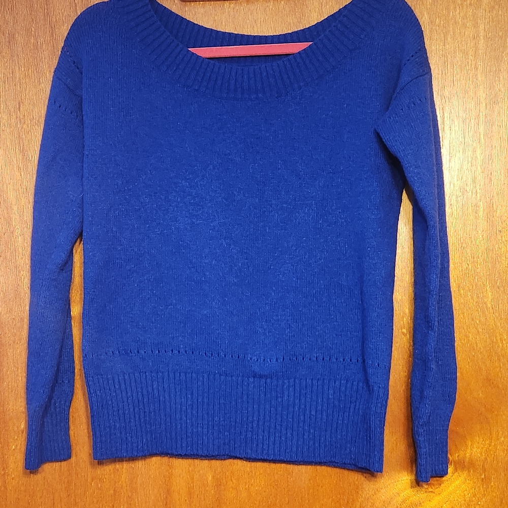 American Eagle Outfitters Women's Blue Sweater Size M